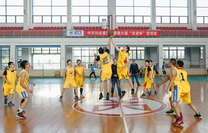 ���Ź��ʹ���-�����ɼ��Ƿ�,����Ʒ�Ƶ�ʵ��