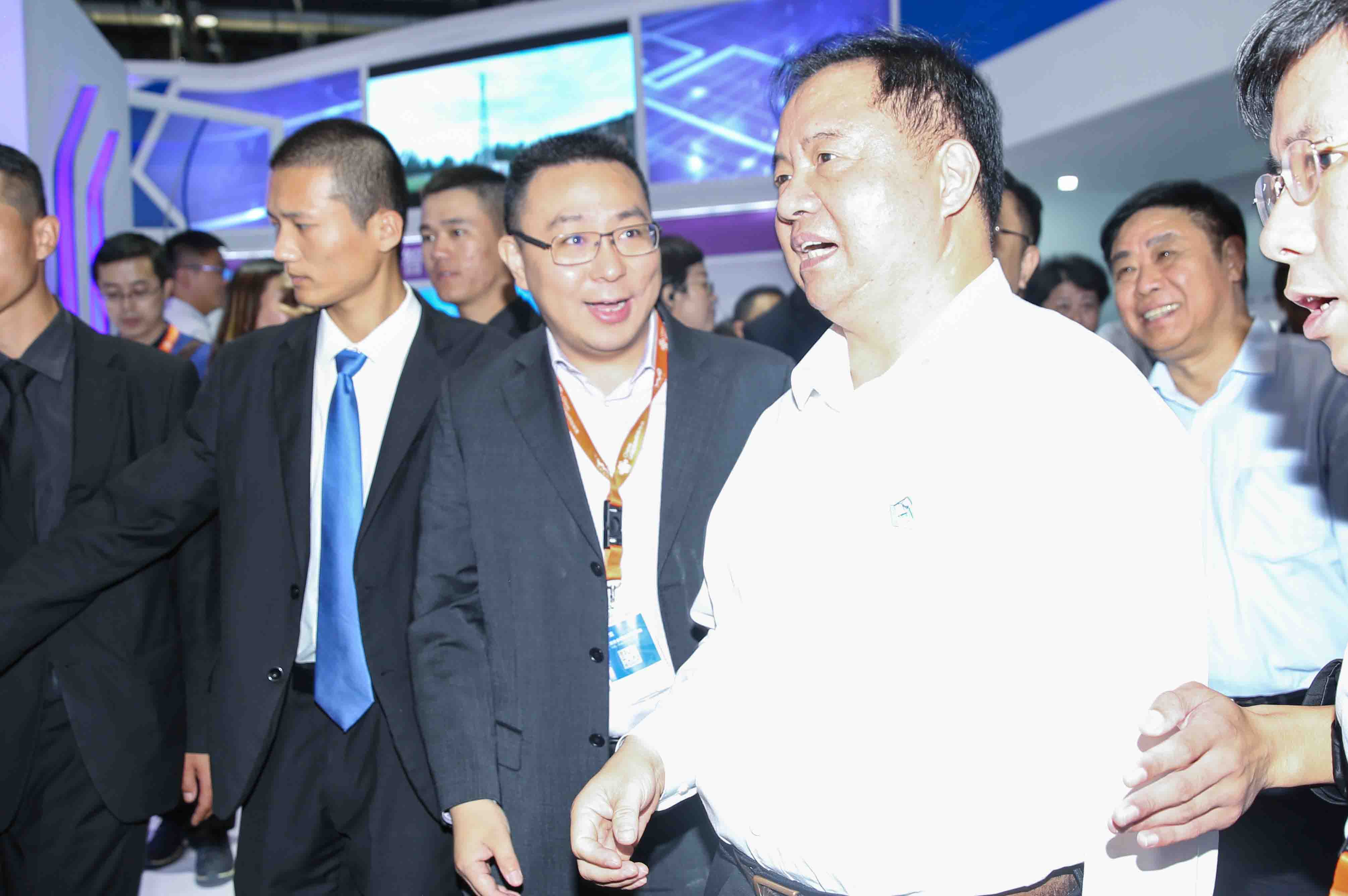 ���Ź��ʹ���-�����ɼ��Ƿ�,����Ʒ�Ƶ�ʵ��