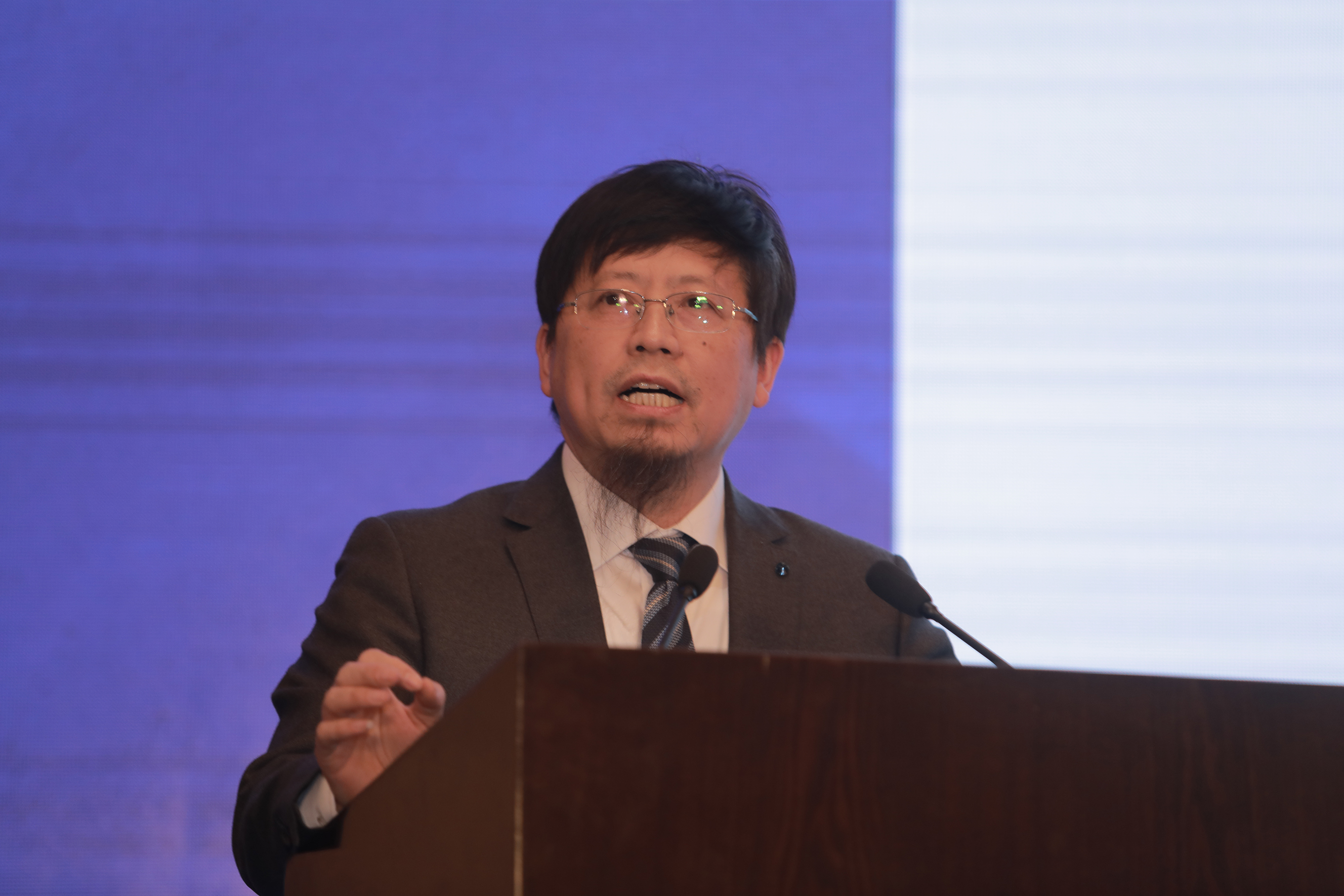 ���Ź��ʹ���-�����ɼ��Ƿ�,����Ʒ�Ƶ�ʵ��