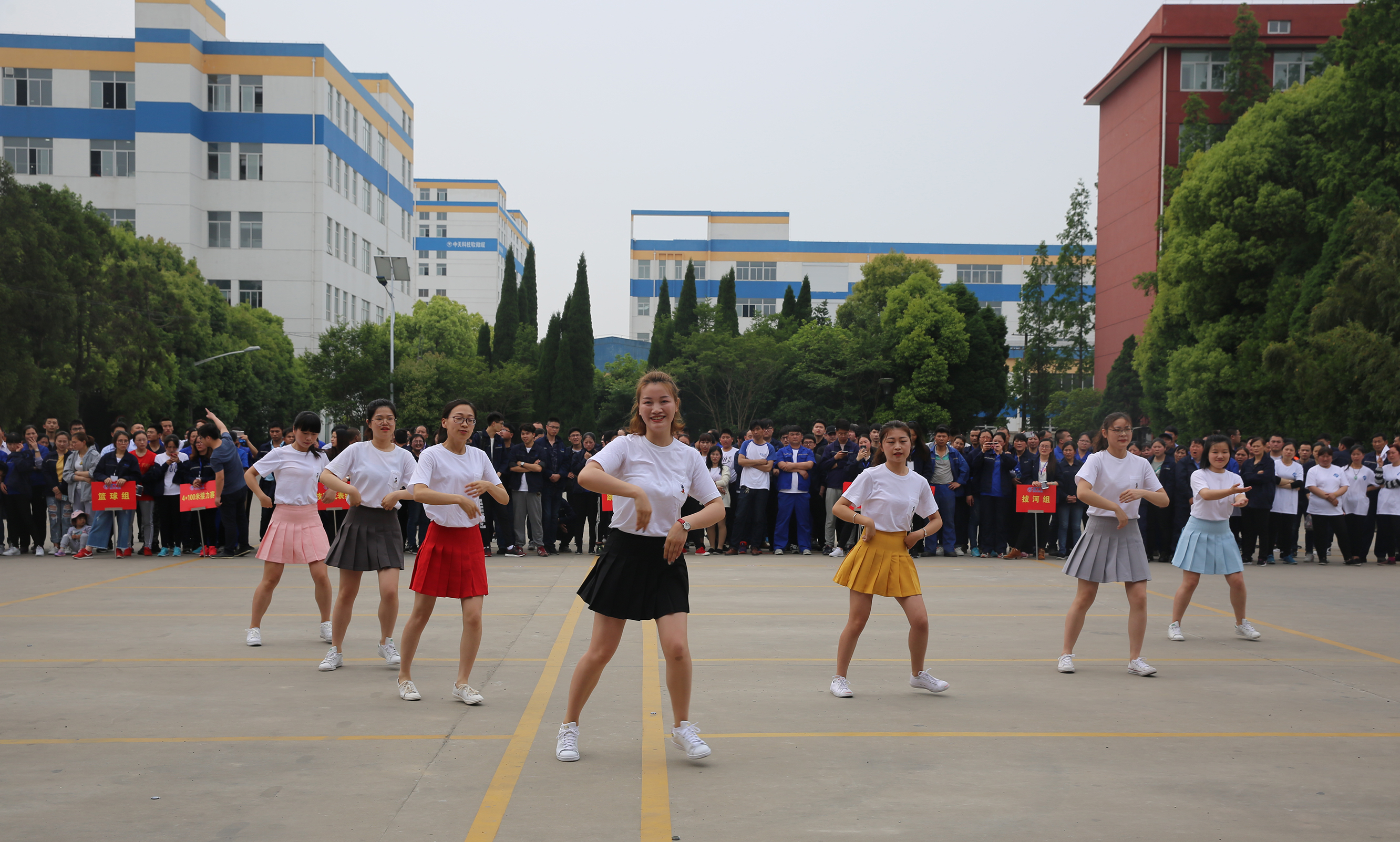 ���Ź��ʹ���-�����ɼ��Ƿ�,����Ʒ�Ƶ�ʵ��