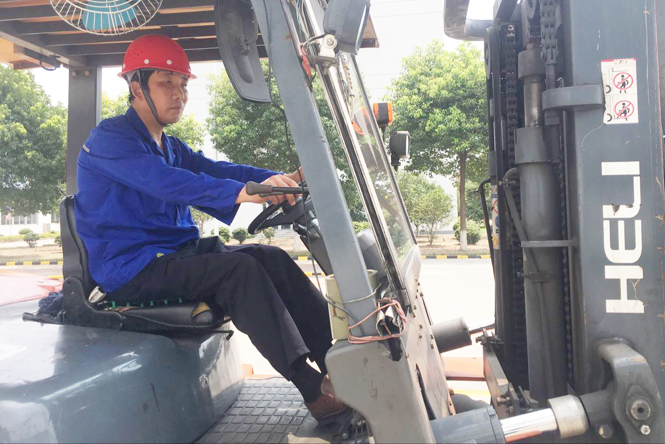 ���Ź��ʹ���-�����ɼ��Ƿ�,����Ʒ�Ƶ�ʵ��