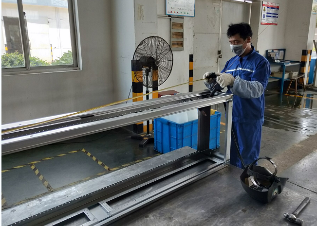 ���Ź��ʹ���-�����ɼ��Ƿ�,����Ʒ�Ƶ�ʵ��