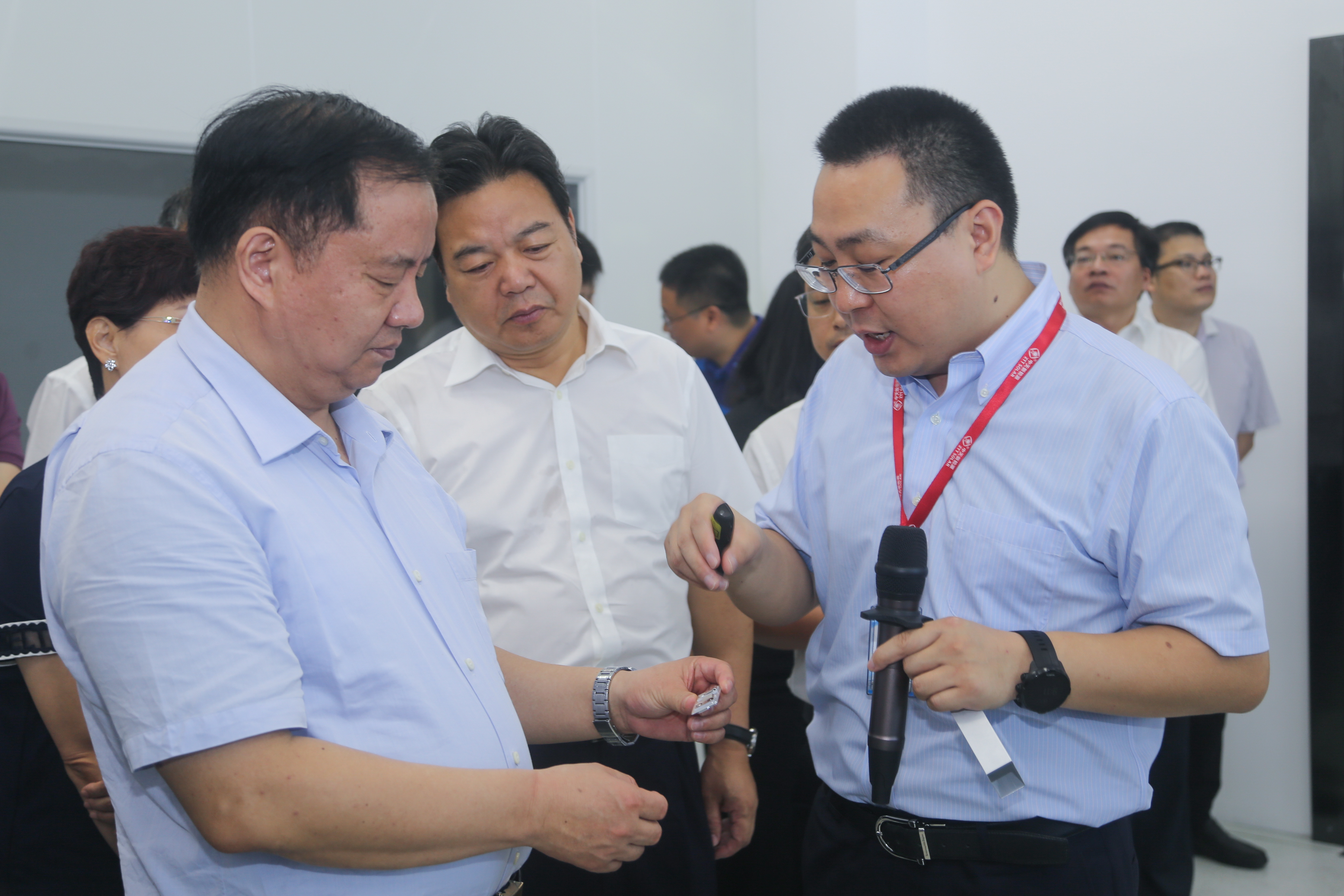 ���Ź��ʹ���-�����ɼ��Ƿ�,����Ʒ�Ƶ�ʵ��