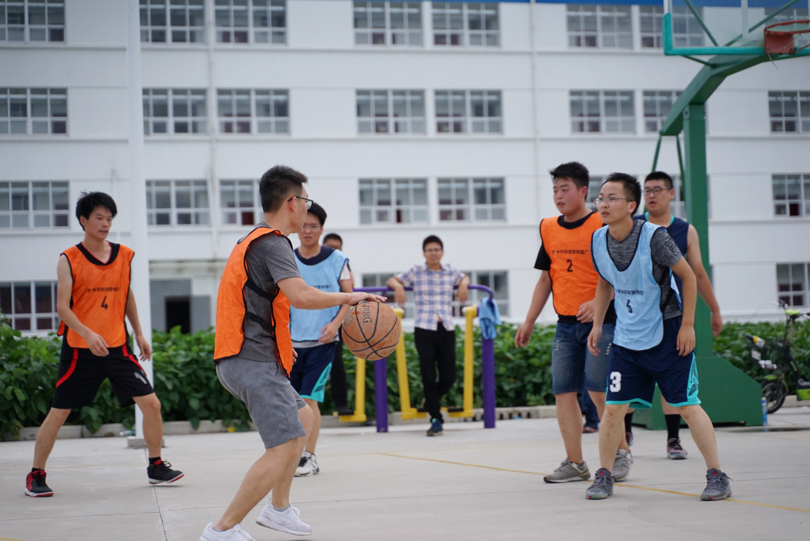 ���Ź��ʹ���-�����ɼ��Ƿ�,����Ʒ�Ƶ�ʵ��