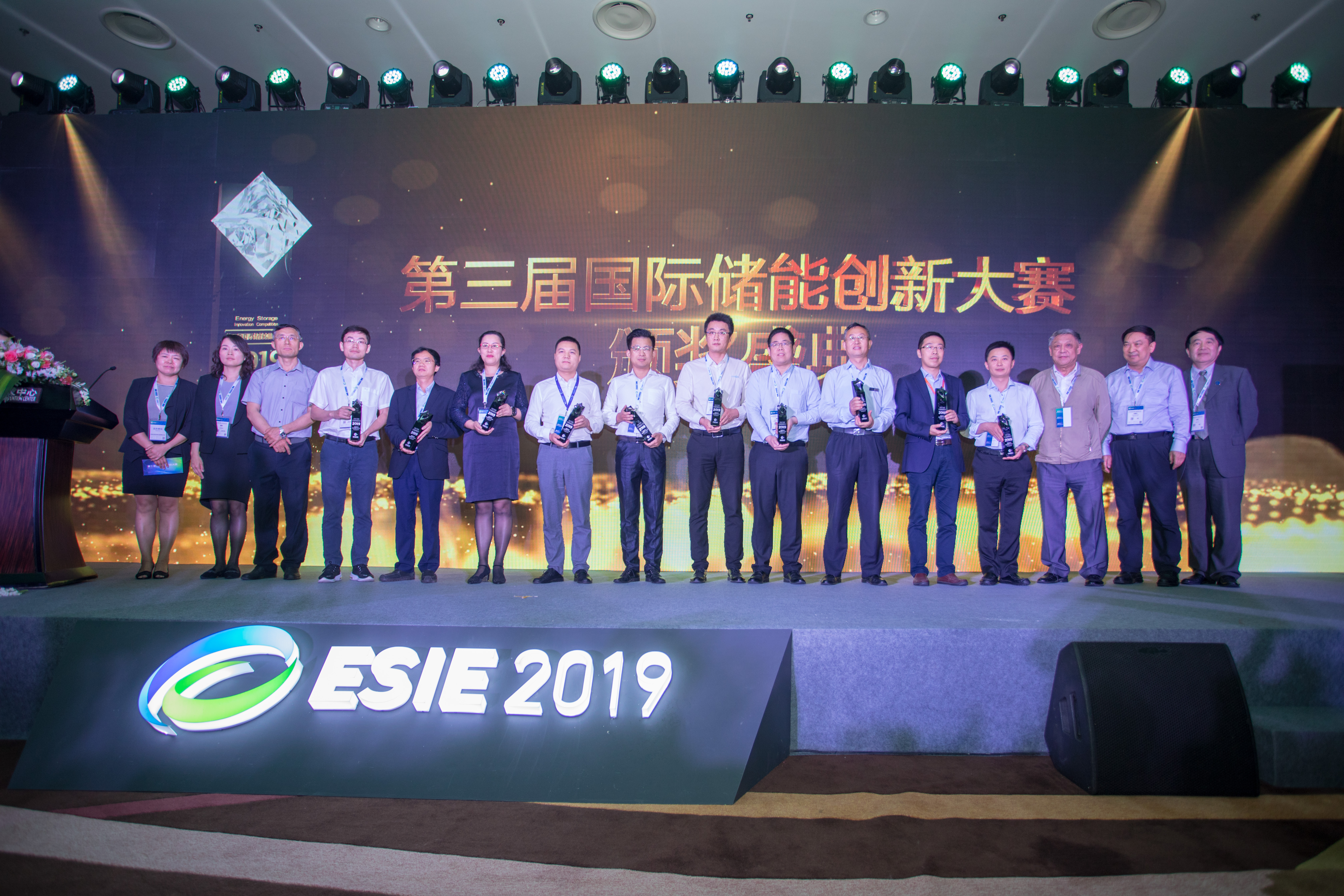 ���Ź��ʹ���-�����ɼ��Ƿ�,����Ʒ�Ƶ�ʵ��