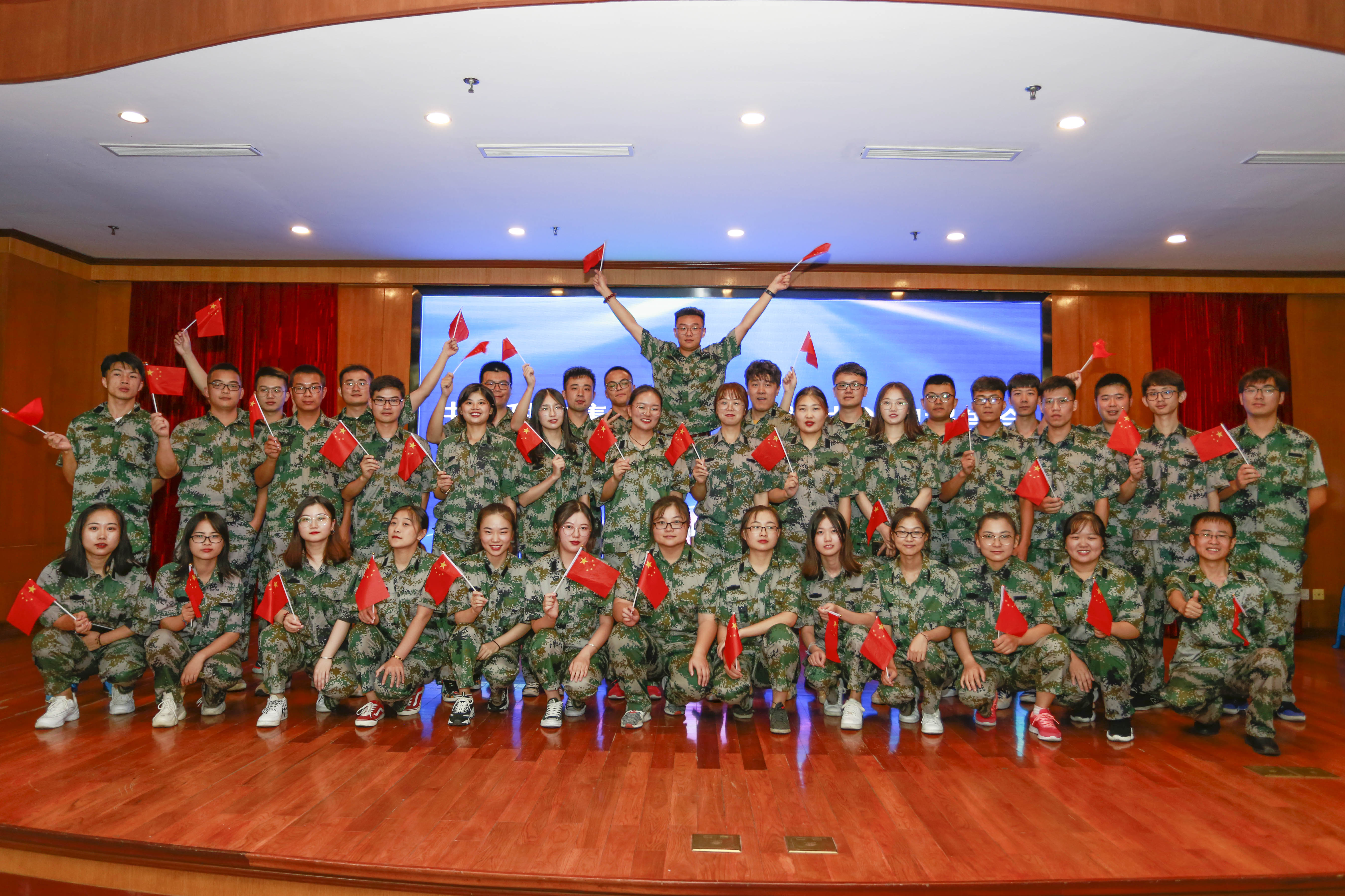 ���Ź��ʹ���-�����ɼ��Ƿ�,����Ʒ�Ƶ�ʵ��