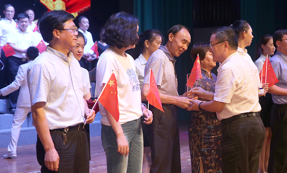 ���Ź��ʹ���-�����ɼ��Ƿ�,����Ʒ�Ƶ�ʵ��