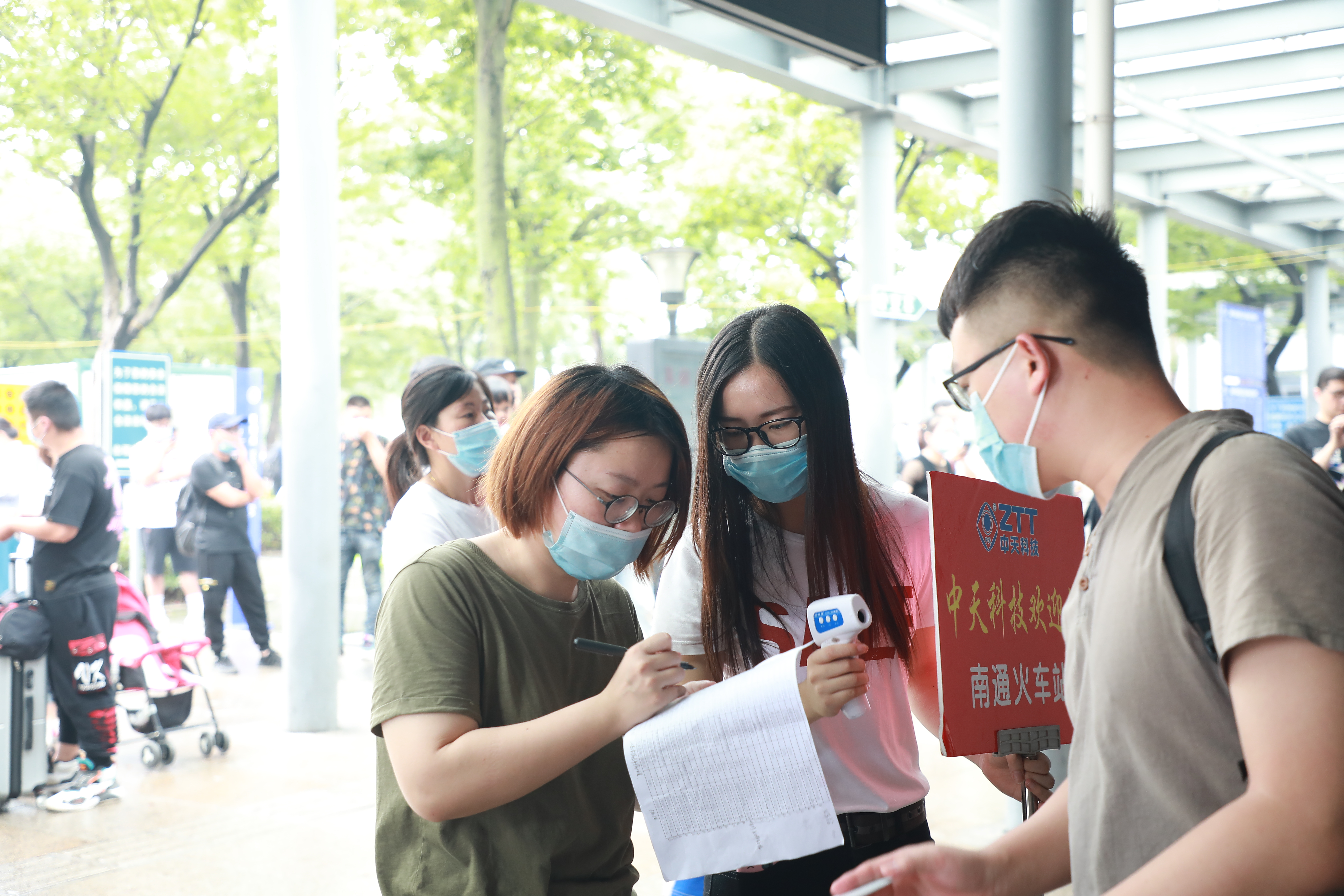 ���Ź��ʹ���-�����ɼ��Ƿ�,����Ʒ�Ƶ�ʵ��