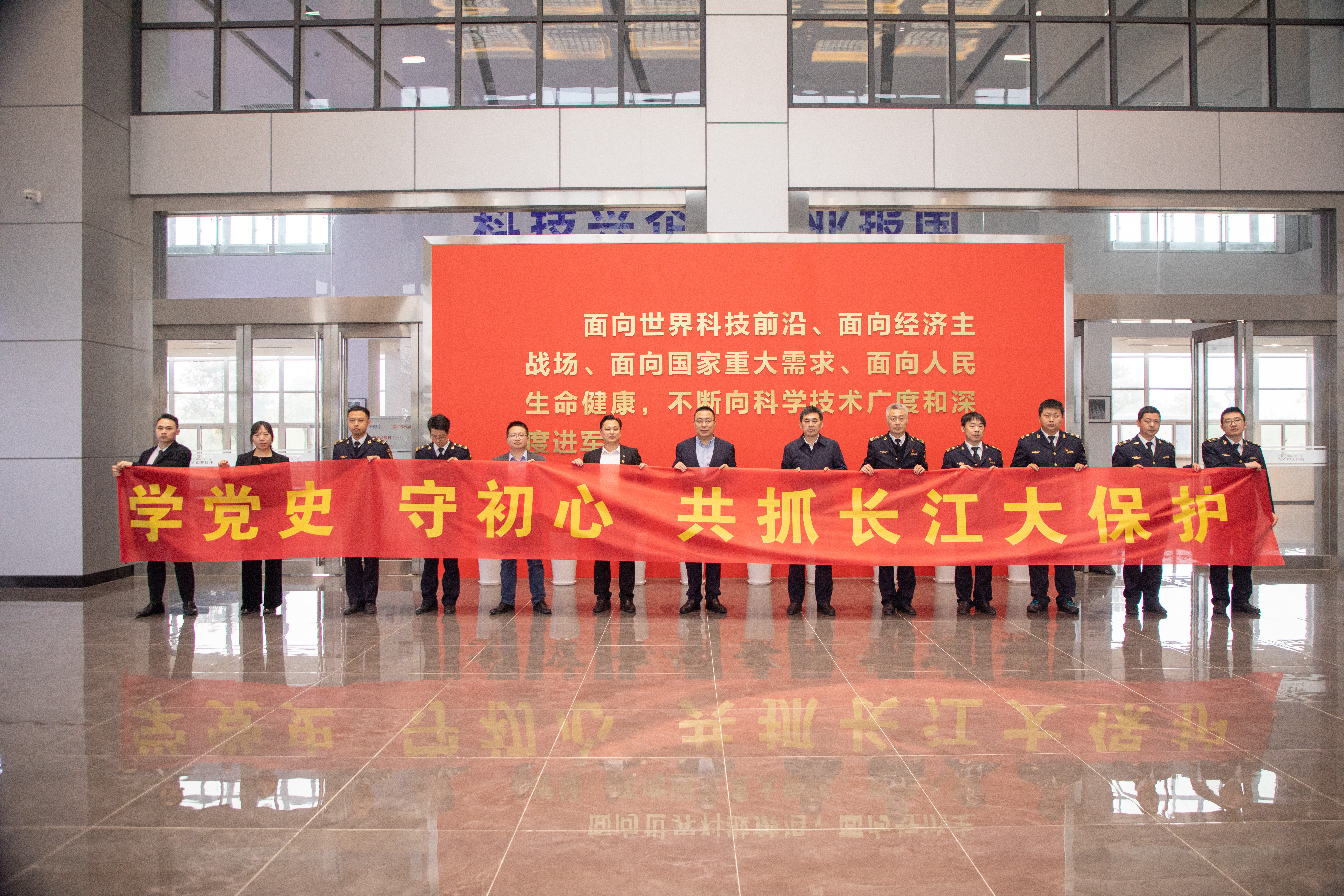 ���Ź��ʹ���-�����ɼ��Ƿ�,����Ʒ�Ƶ�ʵ��