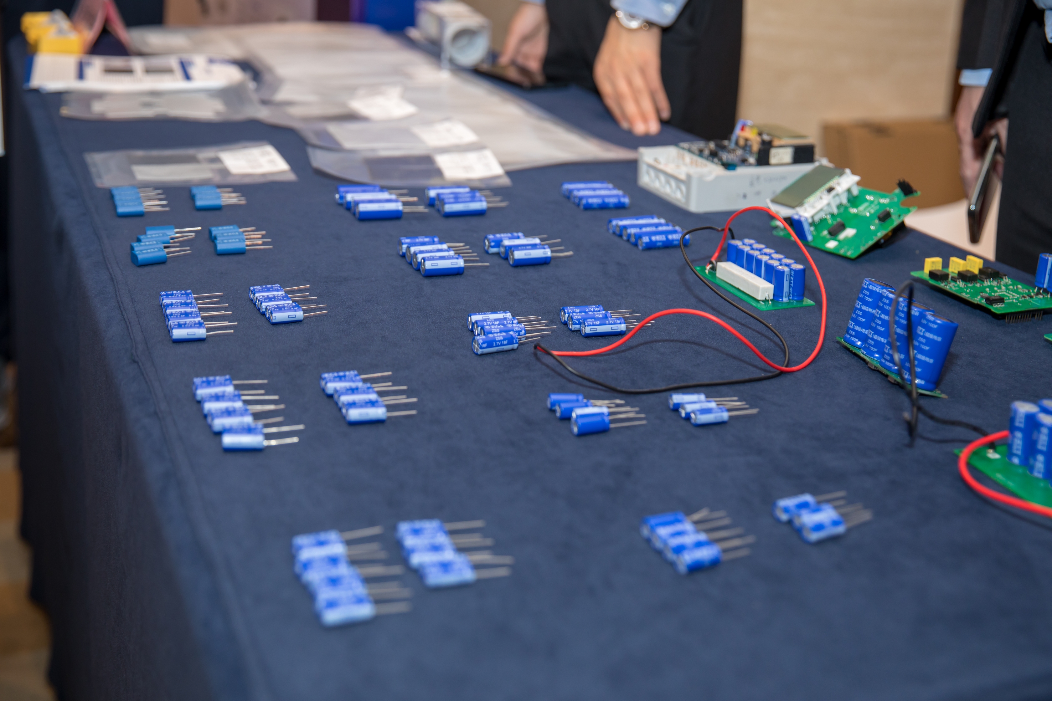 ���Ź��ʹ���-�����ɼ��Ƿ�,����Ʒ�Ƶ�ʵ��