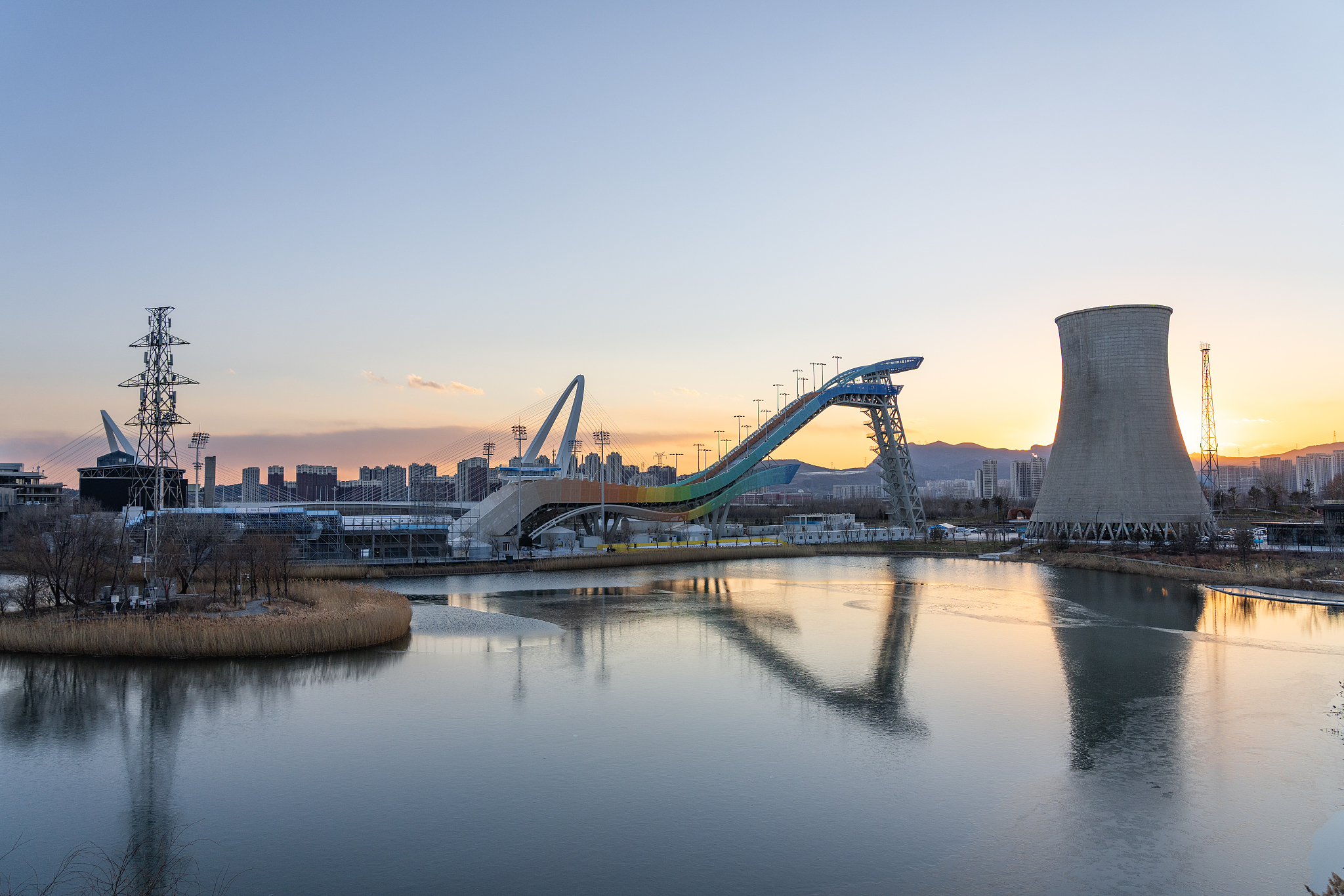 ���Ź��ʹ���-�����ɼ��Ƿ�,����Ʒ�Ƶ�ʵ��