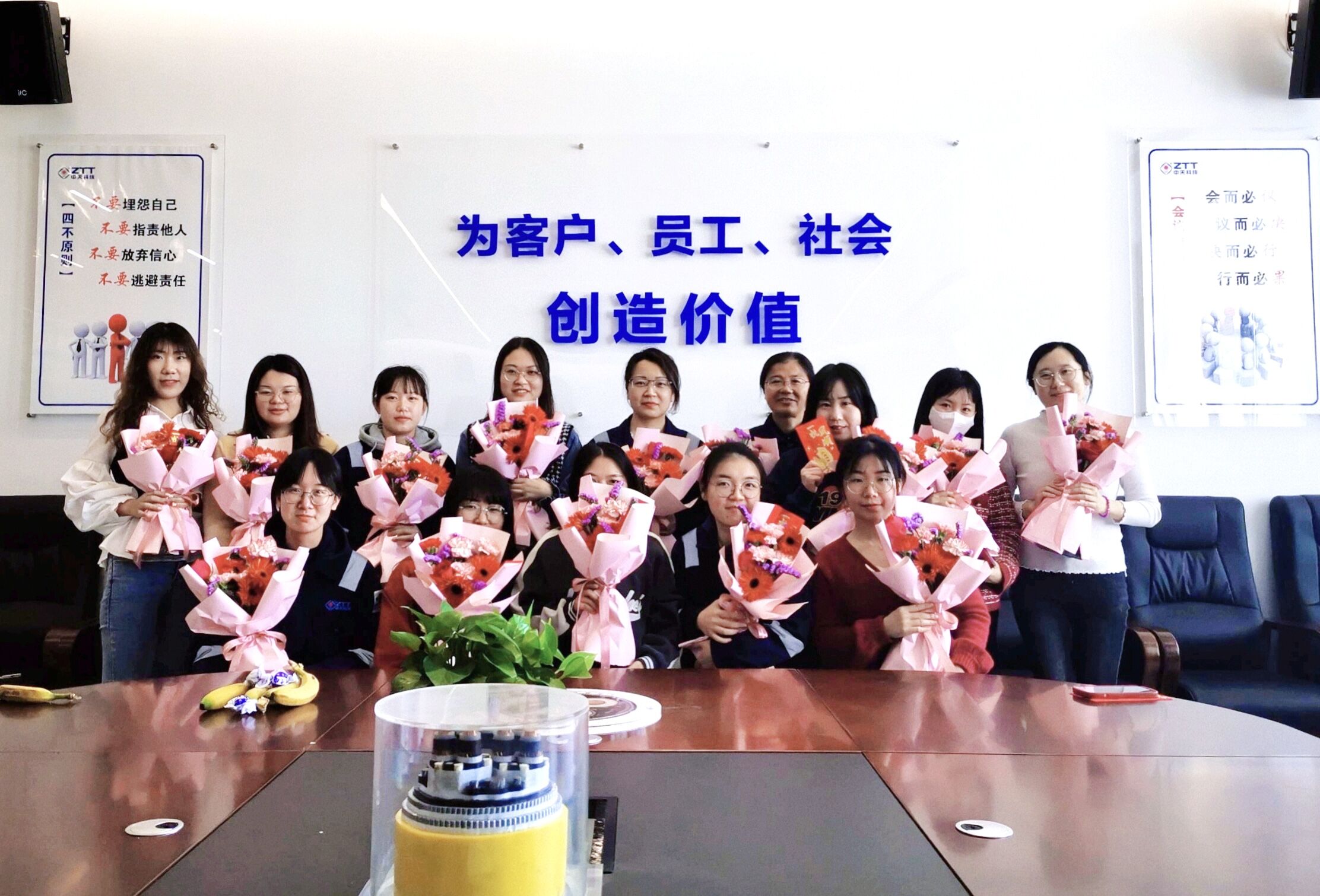 ���Ź��ʹ���-�����ɼ��Ƿ�,����Ʒ�Ƶ�ʵ��