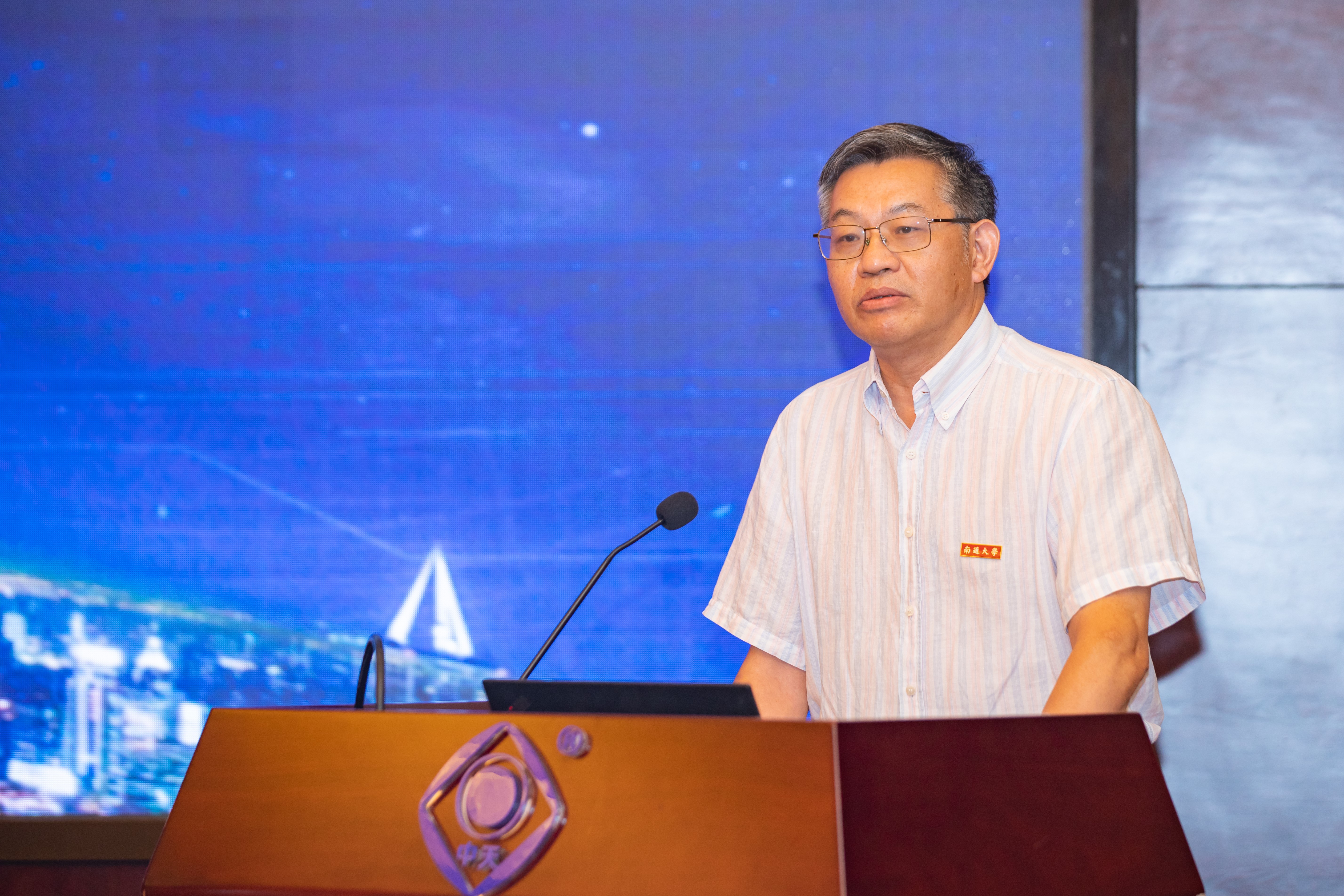 ���Ź��ʹ���-�����ɼ��Ƿ�,����Ʒ�Ƶ�ʵ��