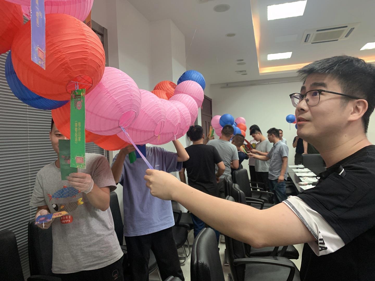 ���Ź��ʹ���-�����ɼ��Ƿ�,����Ʒ�Ƶ�ʵ��