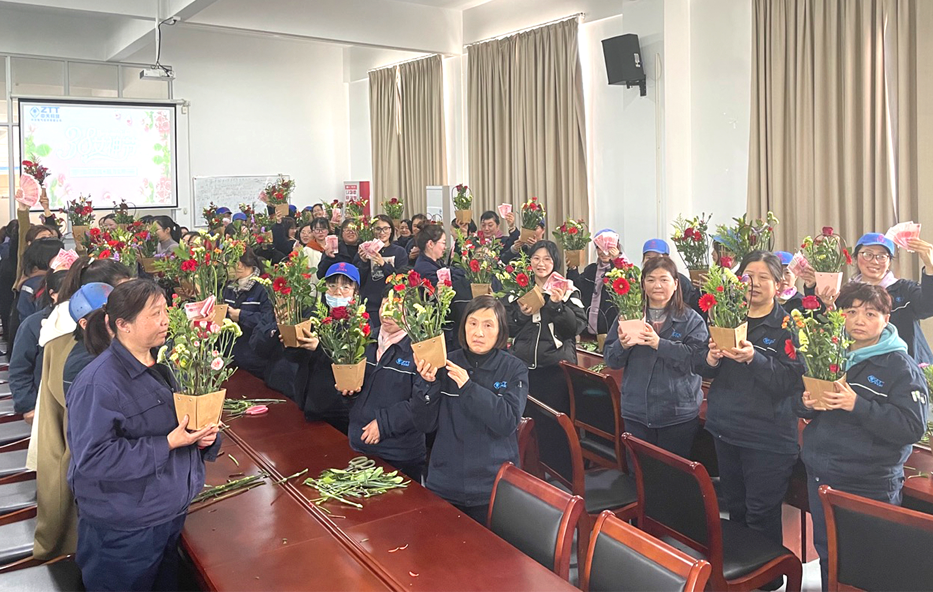 ���Ź��ʹ���-�����ɼ��Ƿ�,����Ʒ�Ƶ�ʵ��